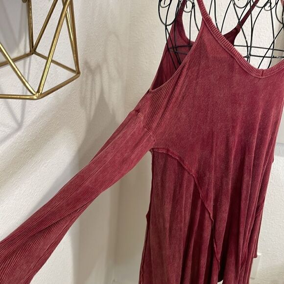 Blu Pepper maroon cold shoulder top/dress | size S - Picture 4 of 8